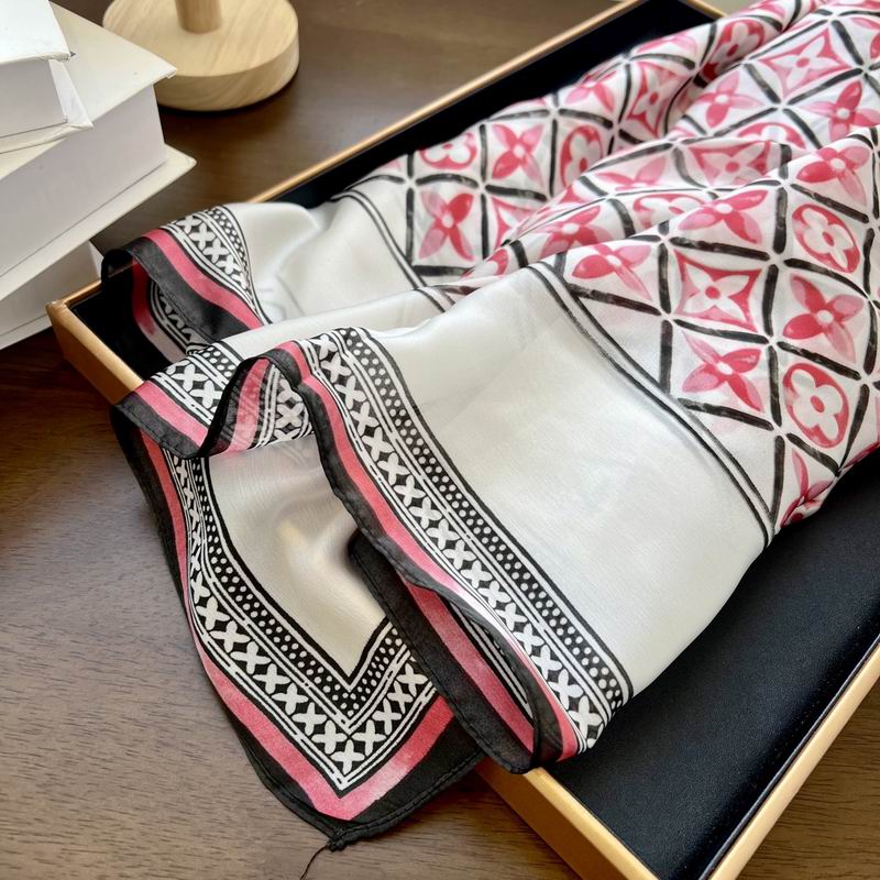 LV silk scarf 90-180cm E13 (27)
